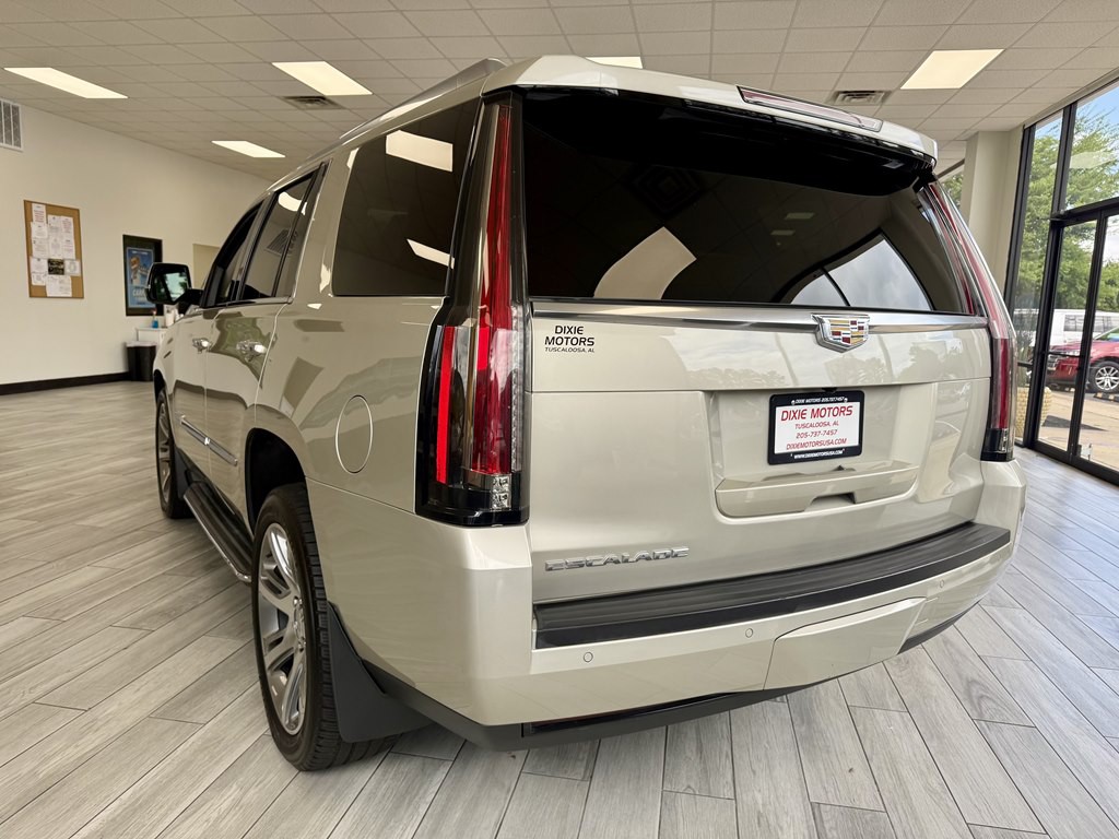 2016 Cadillac Escalade Image 7