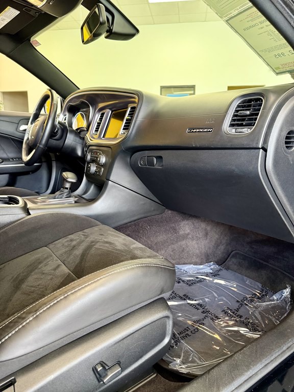 2019 Dodge Charger Image 12