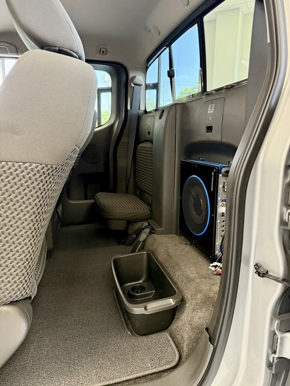 2013 Nissan Frontier Image 17