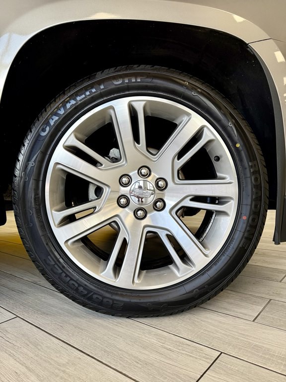 2017 Cadillac Escalade Image 20