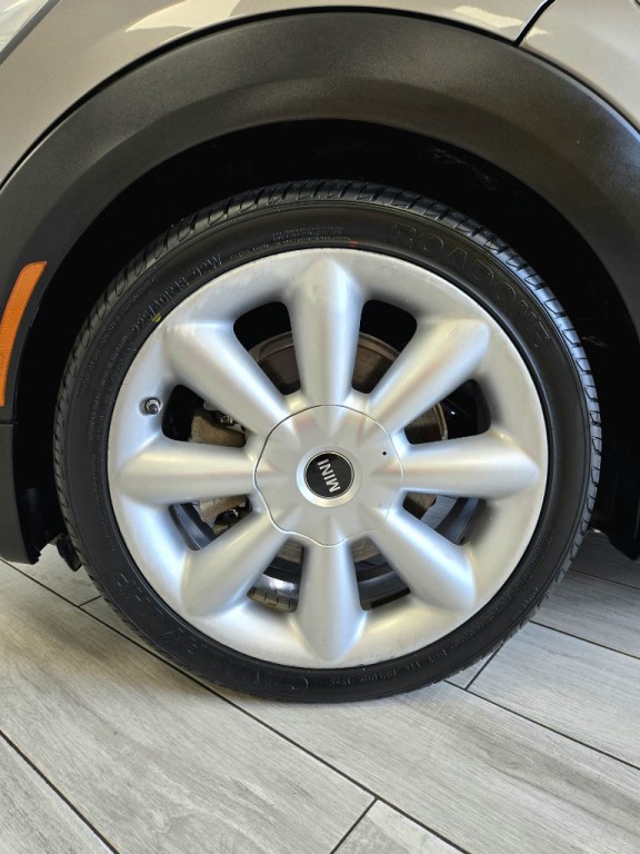 2019 MINI Cooper Image 20
