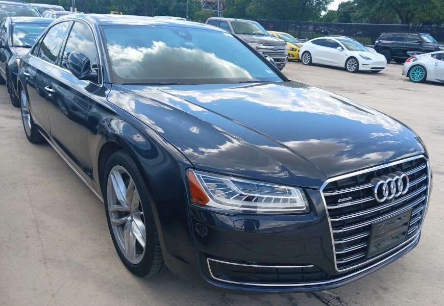 2015 Audi A8 Image 1