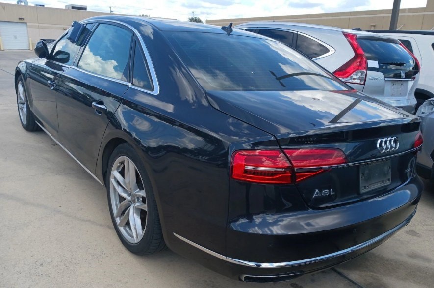 2015 Audi A8 Image 4
