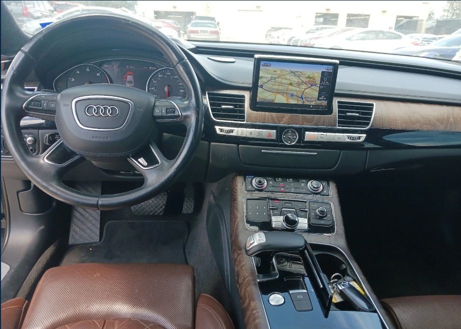 2015 Audi A8 Image 5