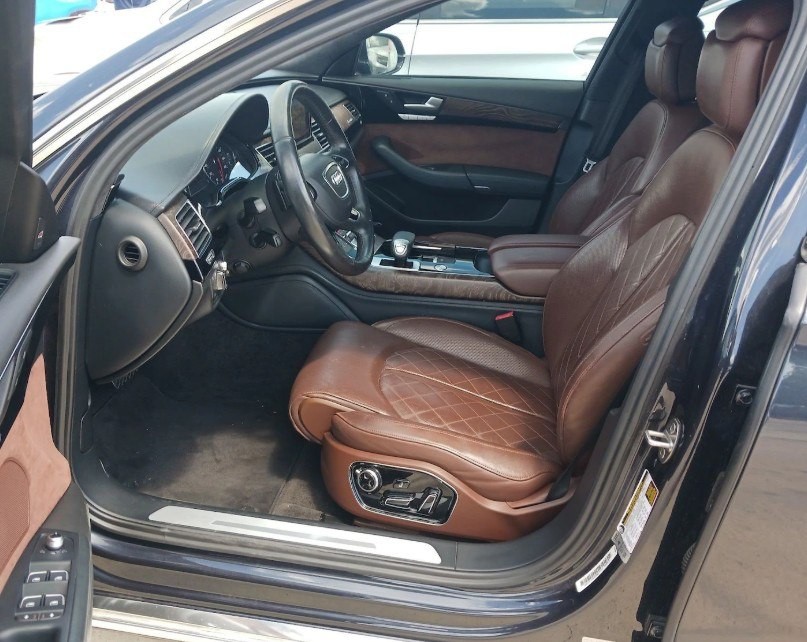 2015 Audi A8 Image 6
