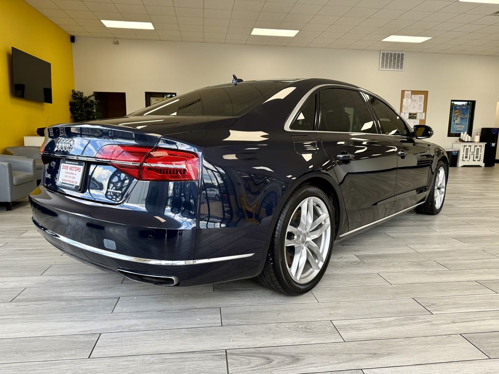 2015 Audi A8 Image 6