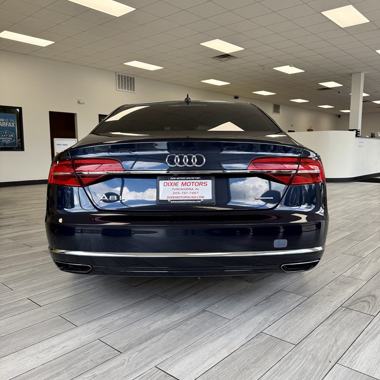 2015 Audi A8 Image 8