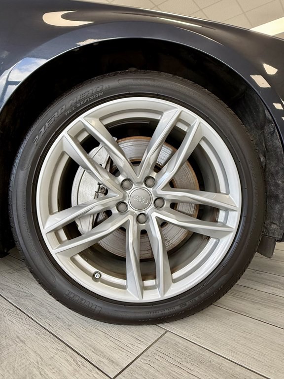 2015 Audi A8 Image 18