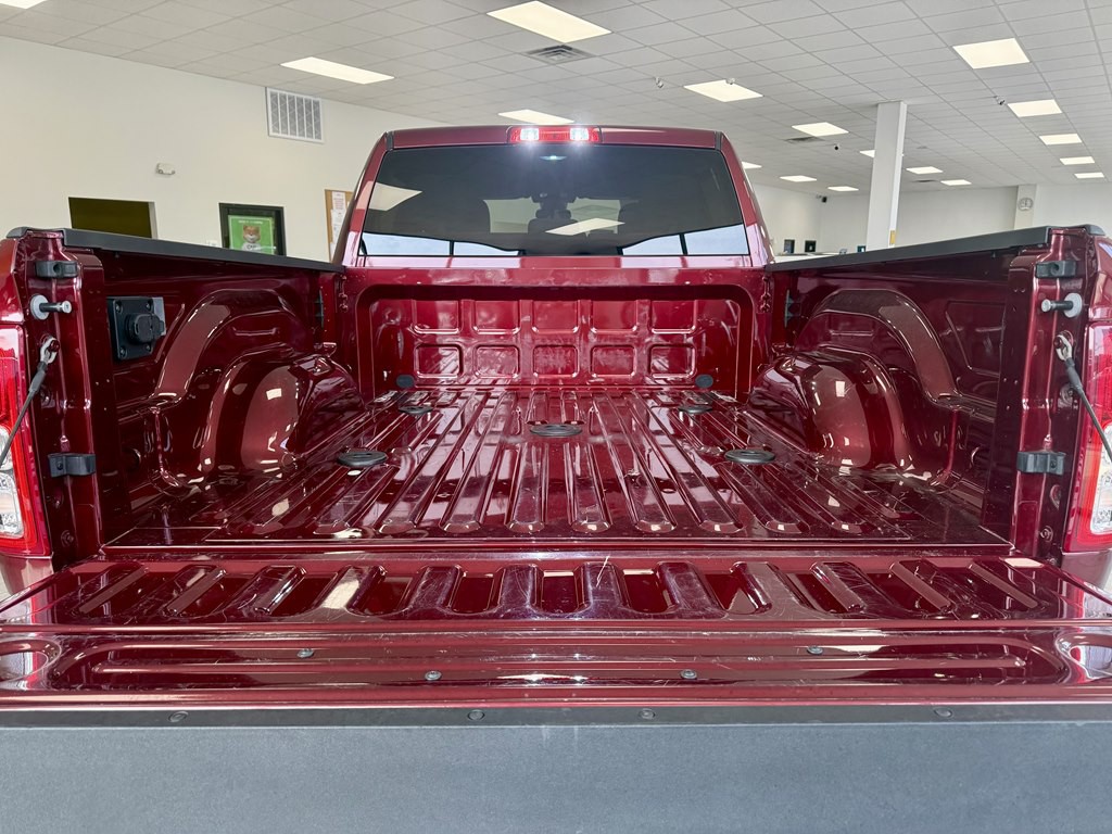 2022 RAM 2500 Image 9