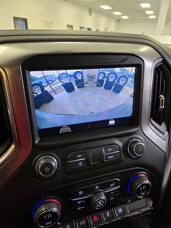 2021 Chevrolet Silverado 1500 Image 11
