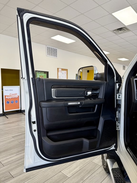 2016 RAM 2500 Image 14