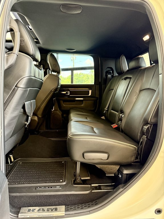 2016 RAM 2500 Image 16