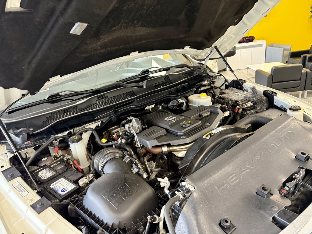 2016 RAM 2500 Image 17