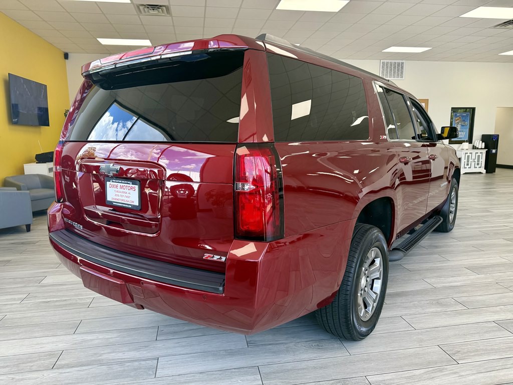 2018 Chevrolet Suburban Image 6