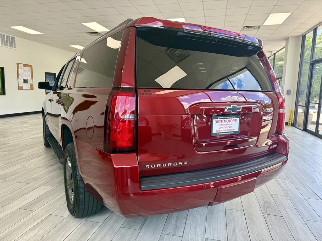2018 Chevrolet Suburban Image 7