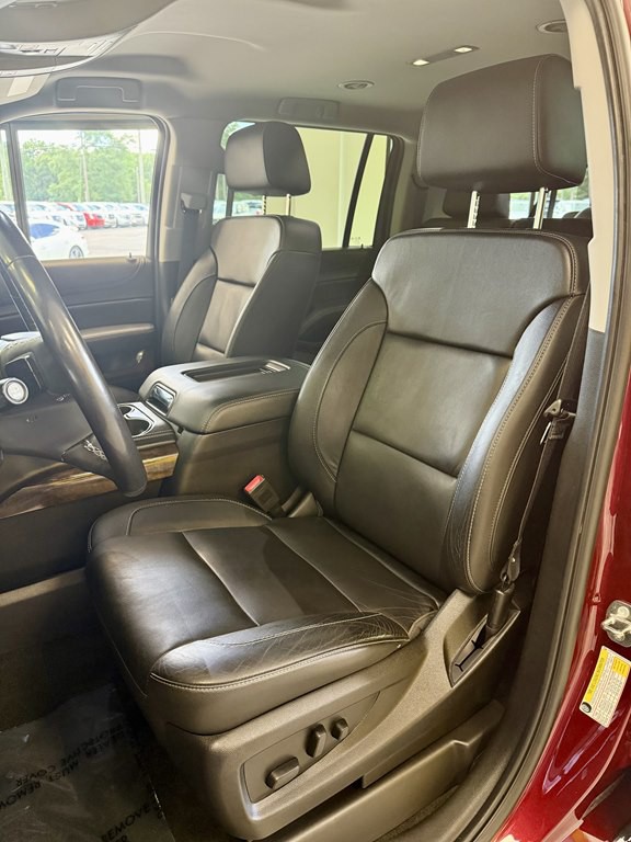 2018 Chevrolet Suburban Image 13