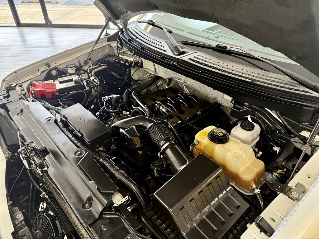 2011 Ford F-150 Image 18