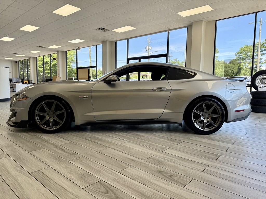 2021 Ford Mustang Image 4