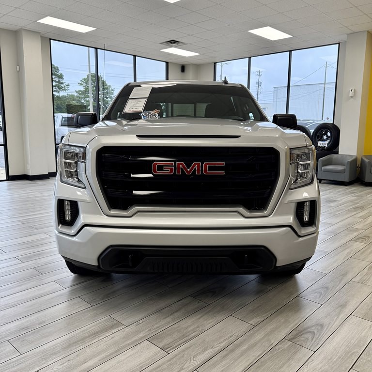 2020 GMC Sierra Image 2