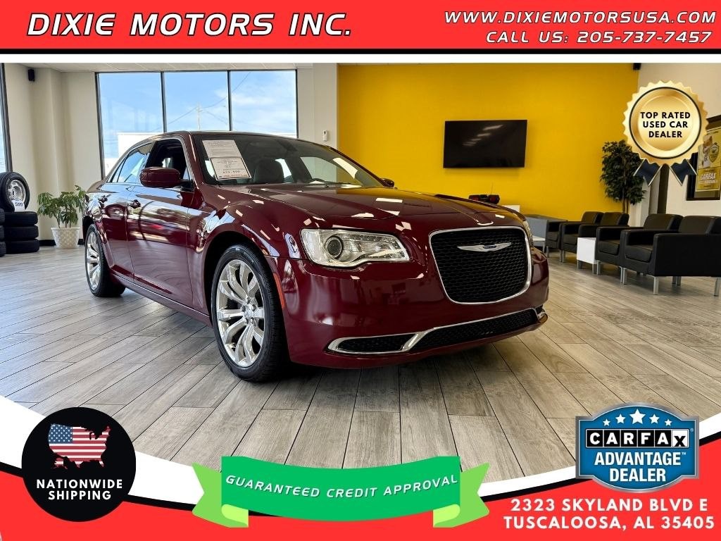 2018 Chrysler 300 Image 1