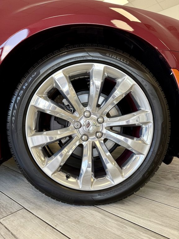 2018 Chrysler 300 Image 19
