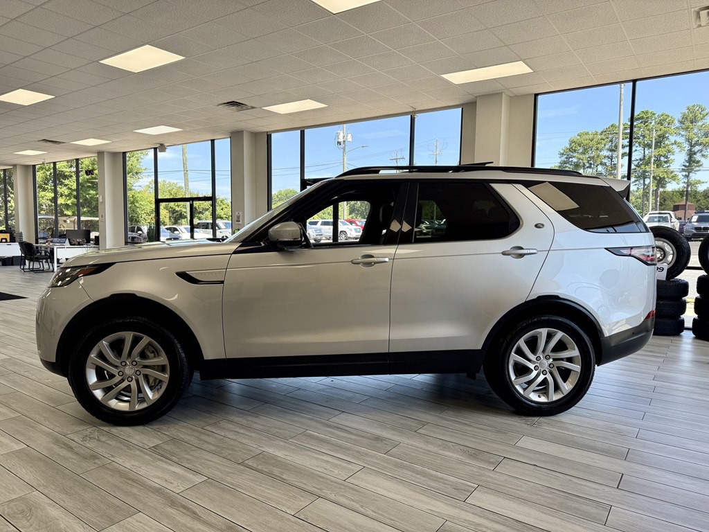 2018 Land Rover Discovery Image 4