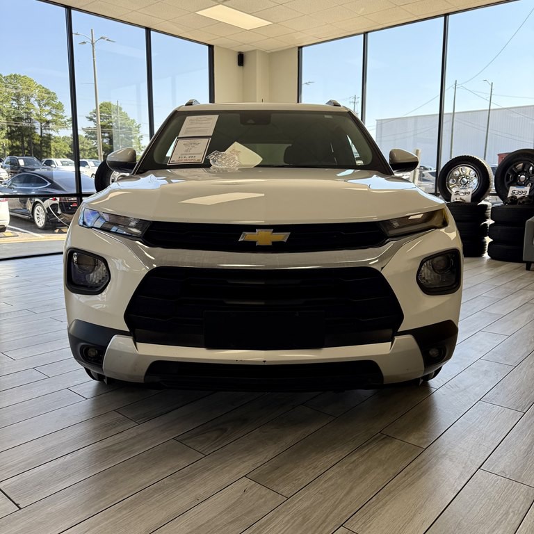 2023 Chevrolet Trailblazer Image 2