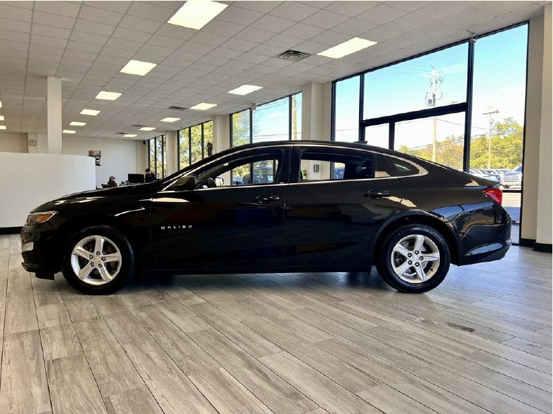 2019 Chevrolet Malibu Image 4