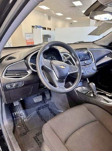 2019 Chevrolet Malibu Image 12