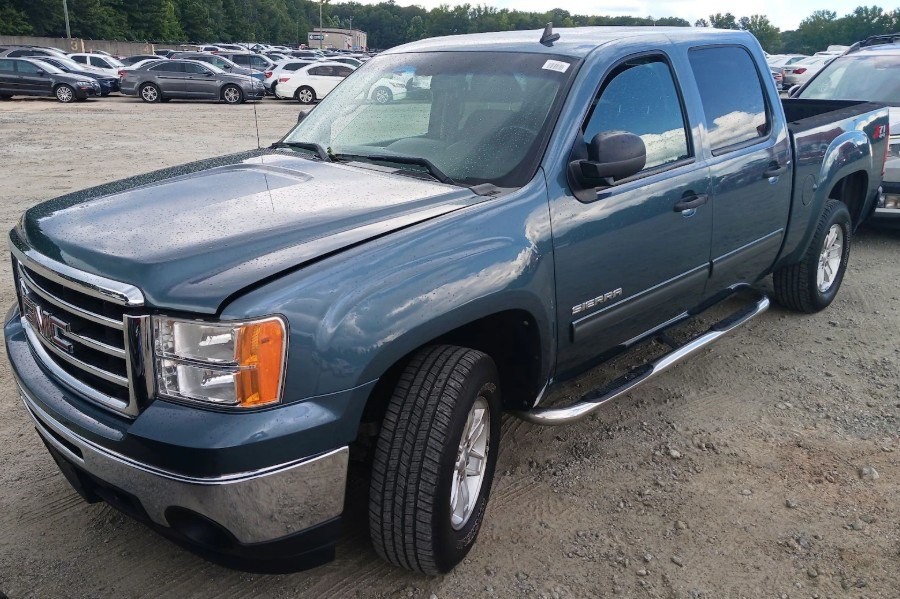 2012 GMC Sierra Image 2