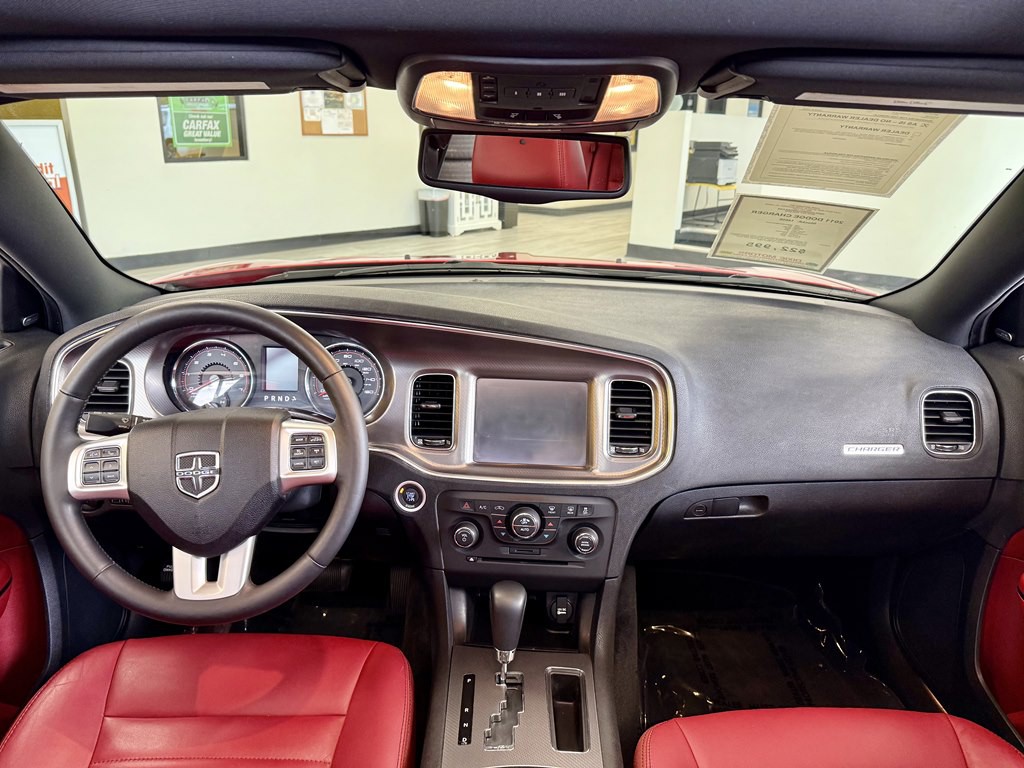 2011 Dodge Charger Image 10