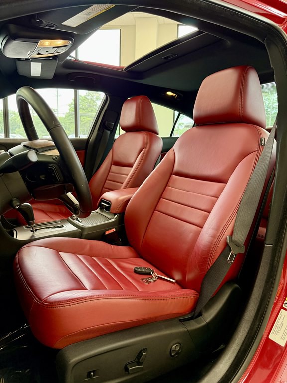 2011 Dodge Charger Image 14