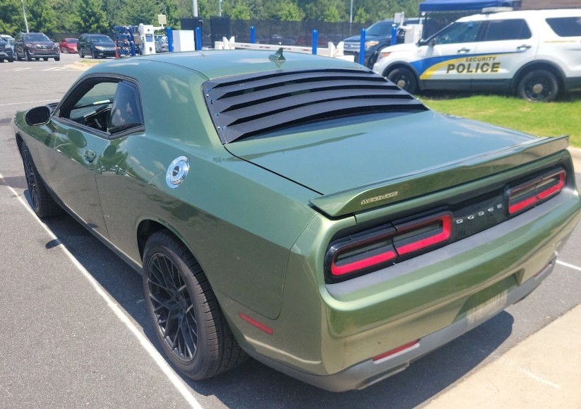 2018 Dodge Challenger Image 4