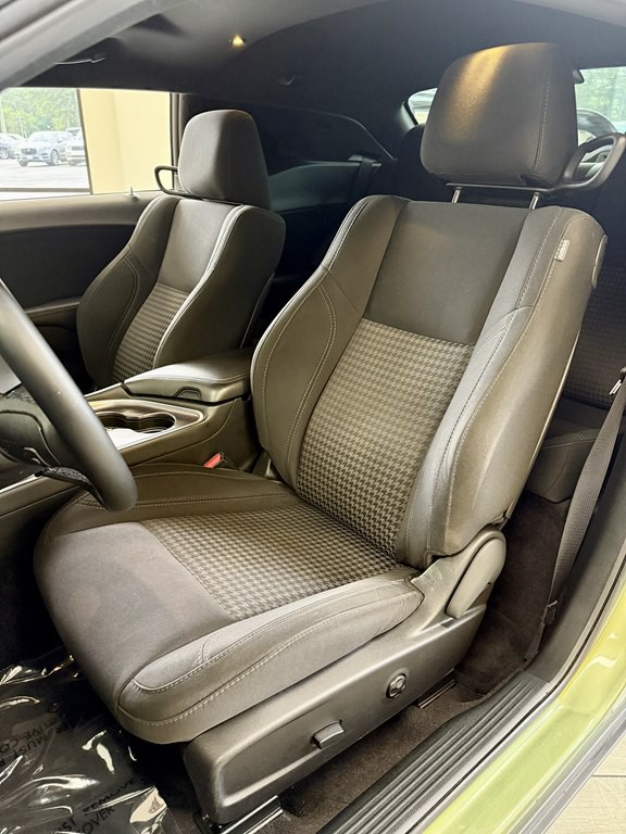 2018 Dodge Challenger Image 11