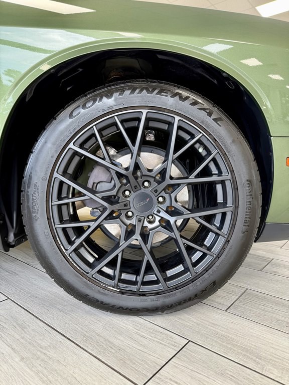 2018 Dodge Challenger Image 16