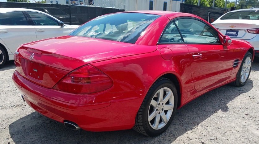 2003 Mercedes-Benz SL-Class Image 3