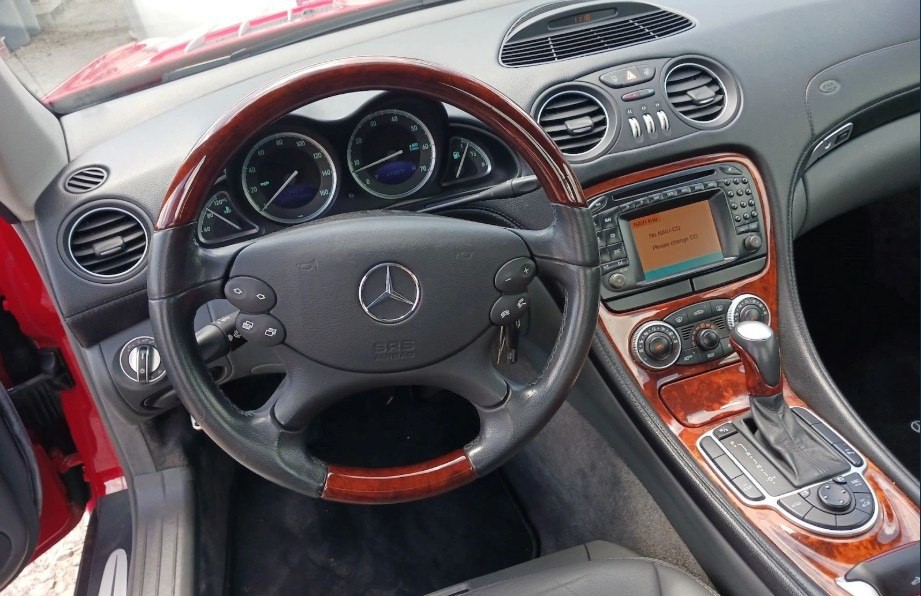 2003 Mercedes-Benz SL-Class Image 5