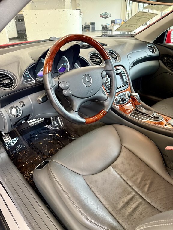 2003 Mercedes-Benz SL-Class Image 12