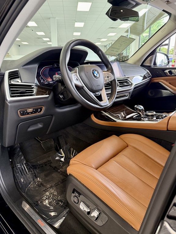 2020 BMW X7 Image 13