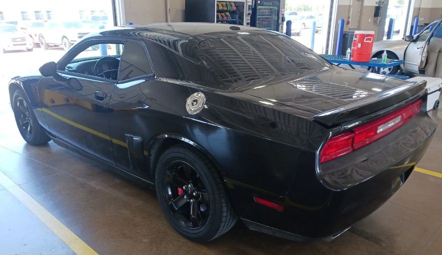2013 Dodge Challenger Image 4