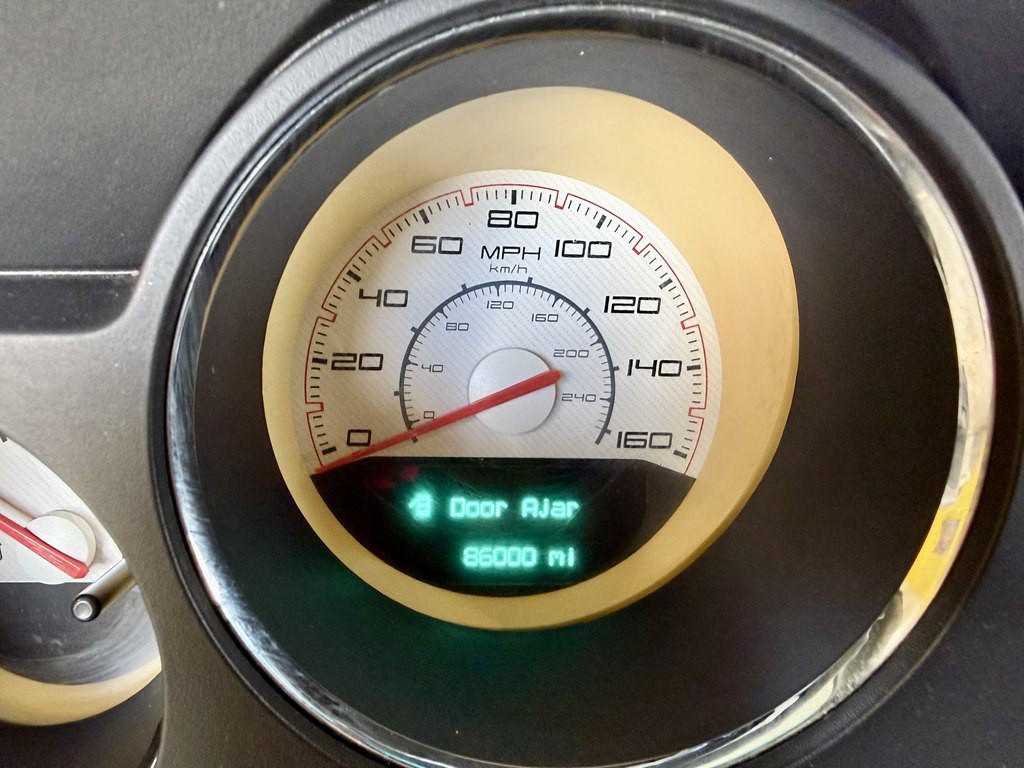 2013 Dodge Challenger Image 19