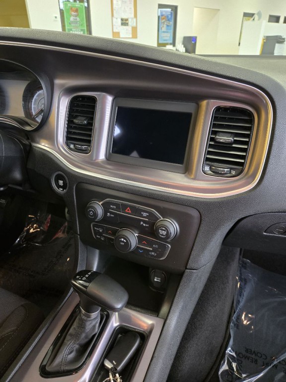 2021 Dodge Charger Image 15