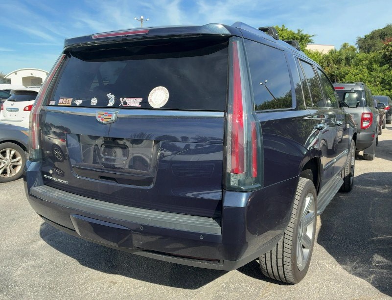 2019 Cadillac Escalade Image 4