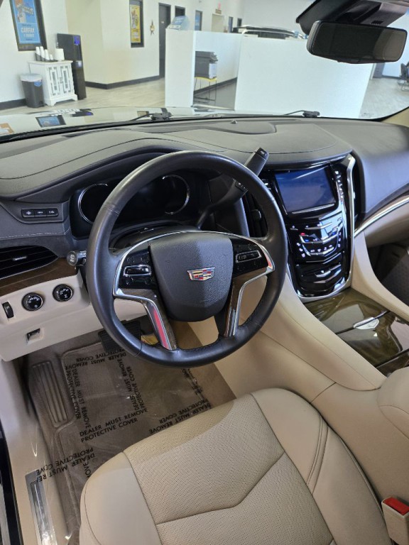 2019 Cadillac Escalade Image 12
