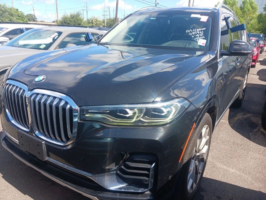2019 BMW X7 Image 2