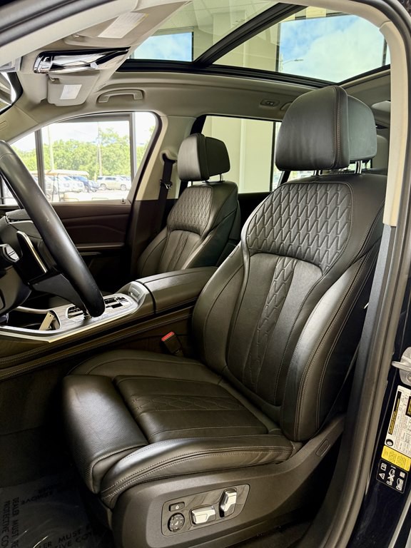 2019 BMW X7 Image 14