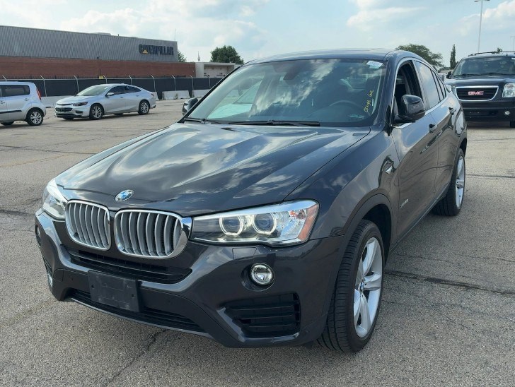 2015 BMW X4 Image 2