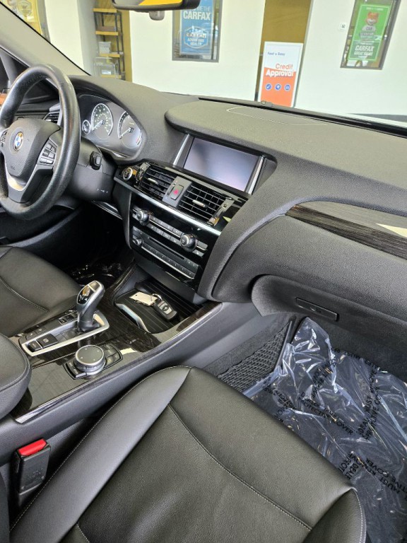 2015 BMW X4 Image 15
