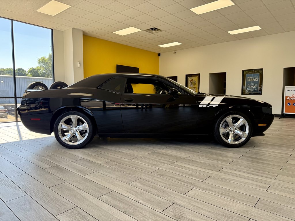 2013 Dodge Challenger Image 5