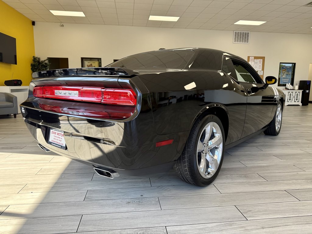 2013 Dodge Challenger Image 6